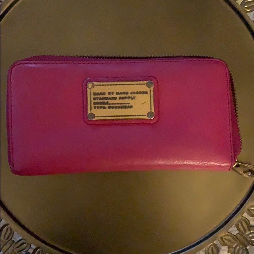 Marc by Marc Jacobs full zip wallet